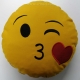 emoji yastık öpücük